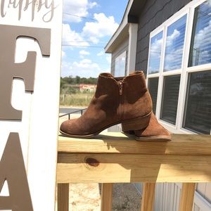 Kensie brown suede booties